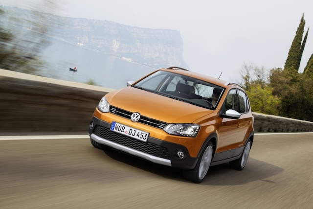 Volkswagen Cross Polo 2015