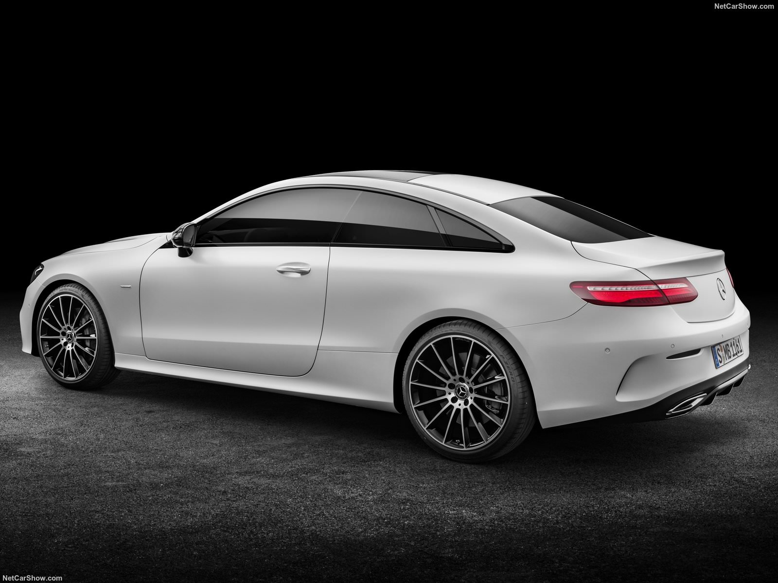 Mercedes Classe E Coupé: Mini Classe S, maxi Classe C