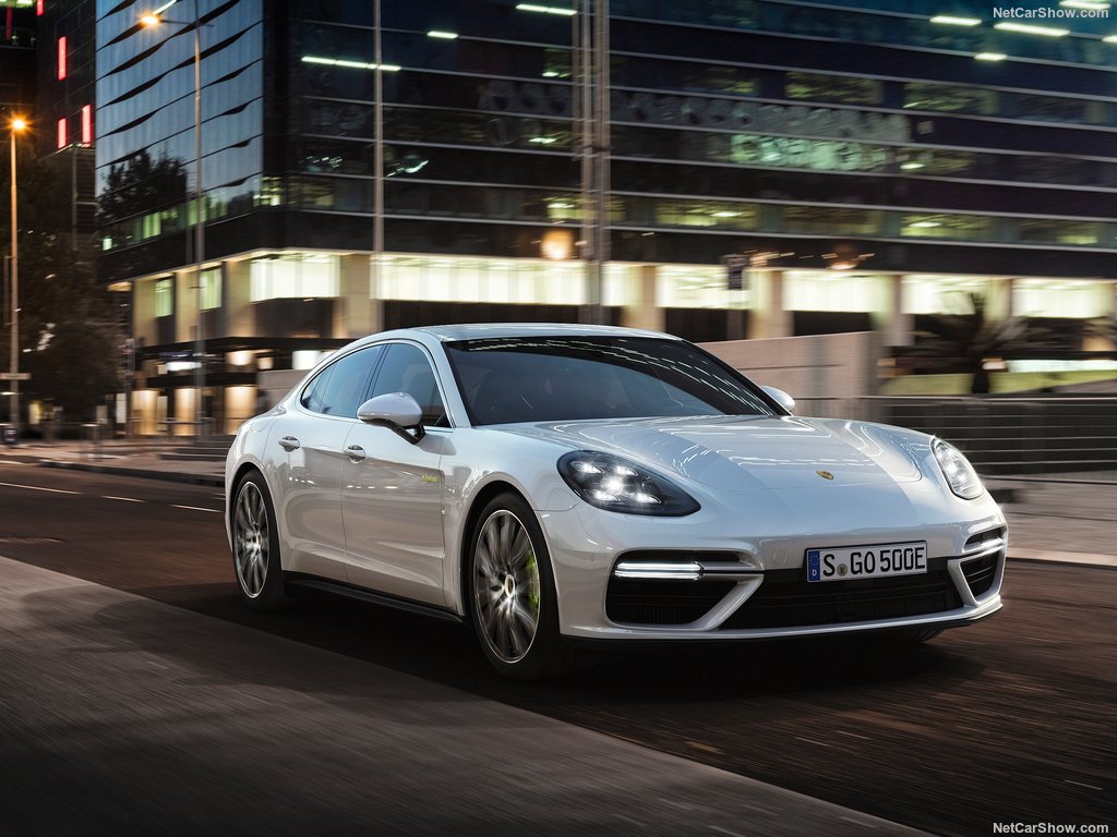 Porsche Panamera Turbo S E-Hybrid