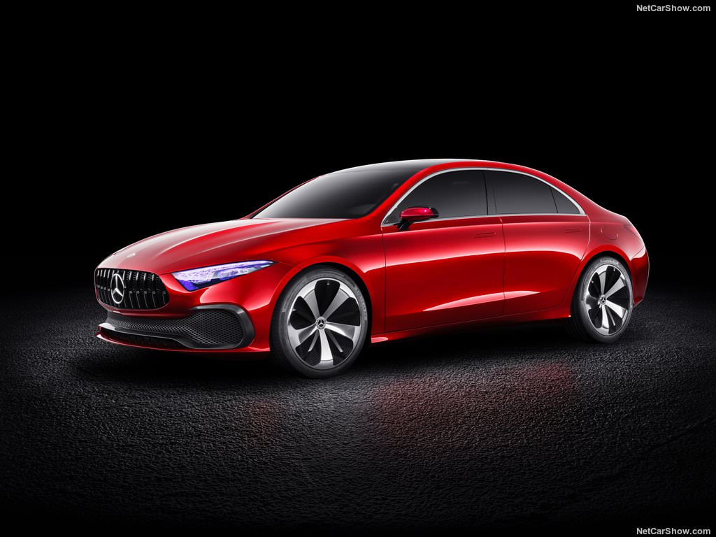 Mercedes Concept A Sedan avant 3/4