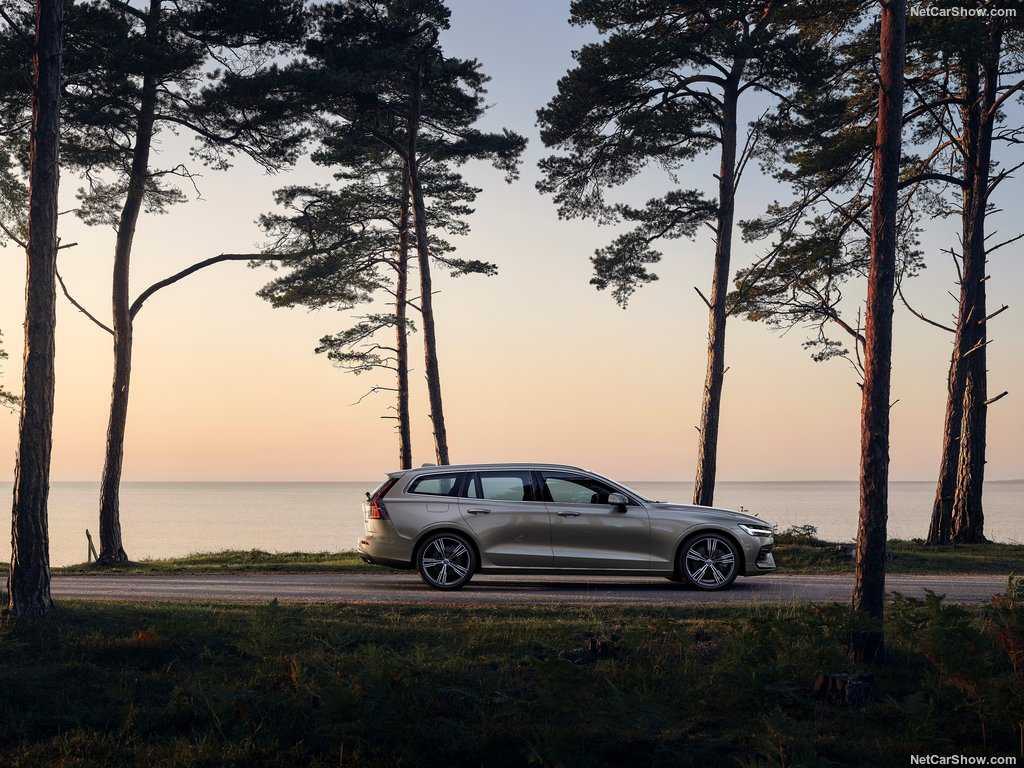 Volvo V60 2019 Pas Seulement Le Clone Du Break V90