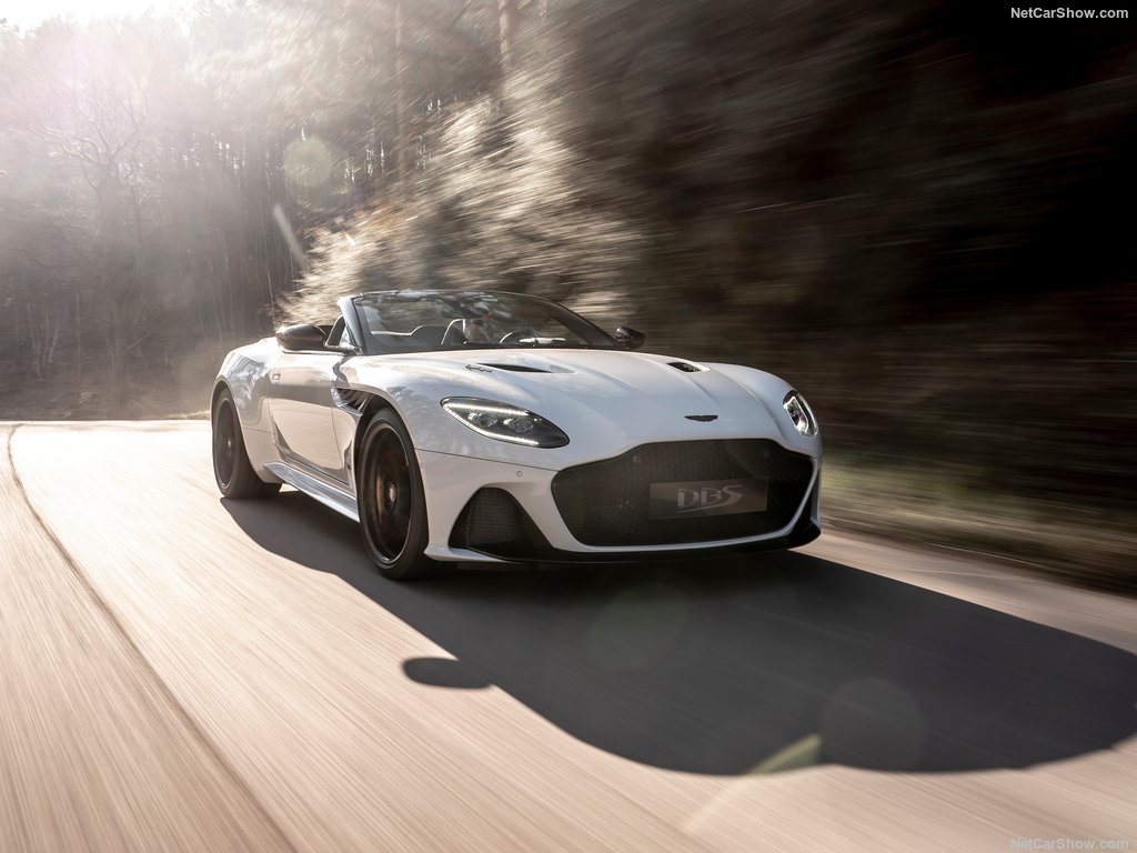 Aston Martin DBS Superleggera Volante 2020,