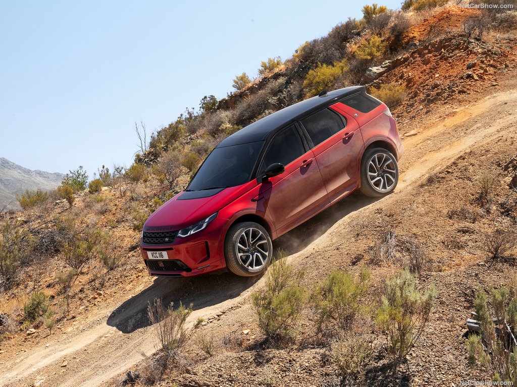 Land Rover Discovery Sport 2020 de profile
