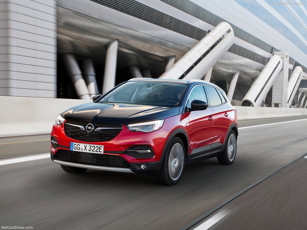 Opel Grandland X Hybrid4