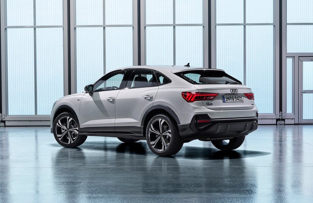 Audi Q3 Sportback 2020 toit arrière