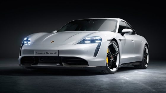 Porsche Taycan 2020 face avant