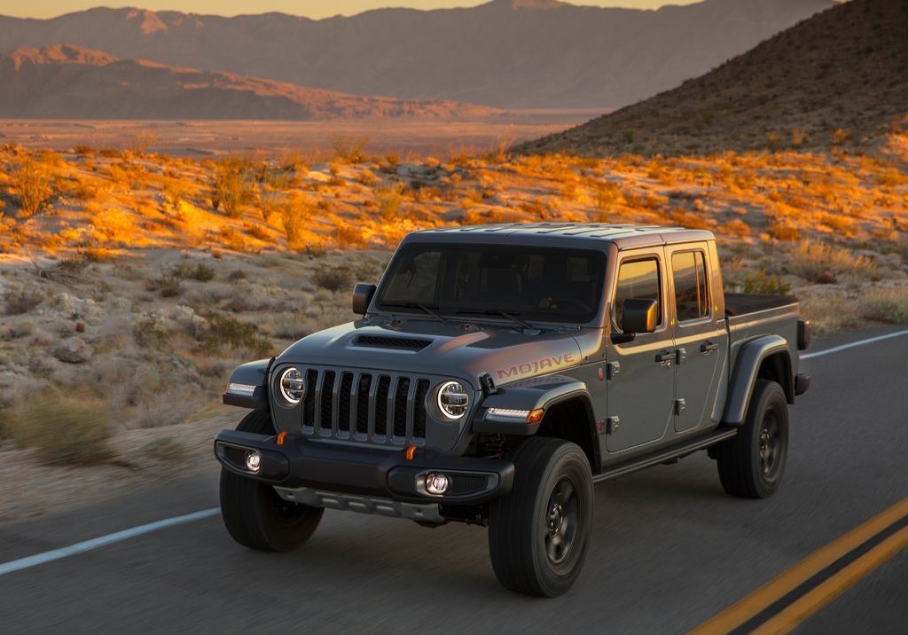 Jeep Gladiator Mojave sur route