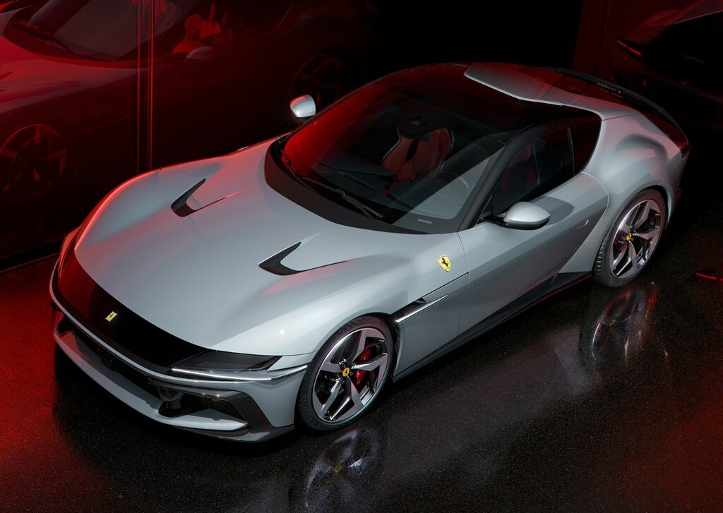 Ferrari 12Cilindri 2025